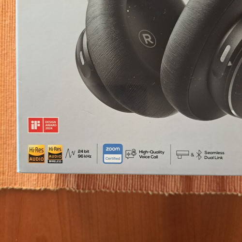 AKG N9 Hybrid Bluetooth headphones
