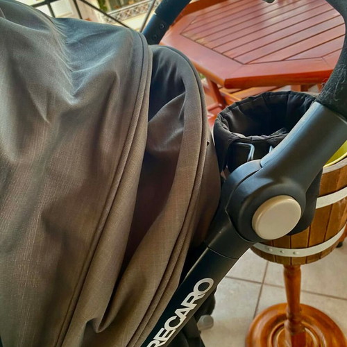 Recaro Citylife stroller like new with car seat and accessories