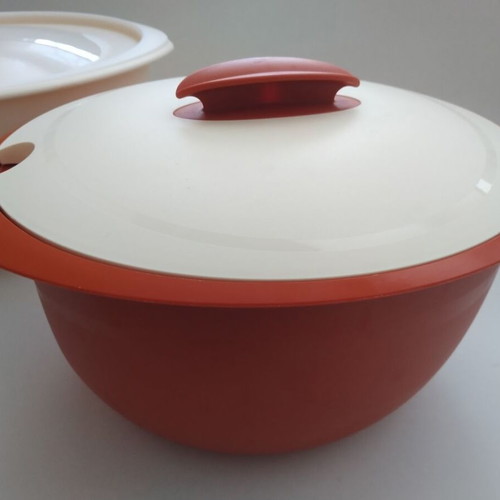 Tupperware Thermo Duo 3.5 / 4.3 liter serving container