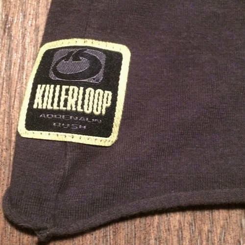 KILLER LOOP SLEEVELESS GREY V NECK - GRAFFITI STYLE STAMP