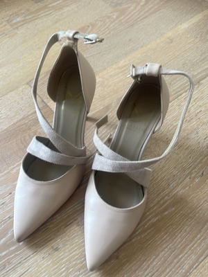 Marian pumps used with soft gel, size 38, beige