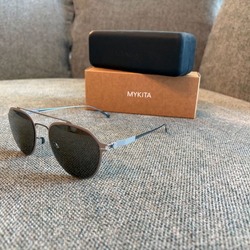 Mykita NO1 Harris shiny graphite/molegr Rawgreen solid sunglasses like new