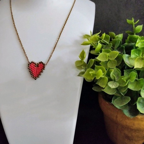 Steel necklace red heart miyuki made to order