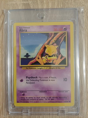 Pokemon TCG Abra Base Set like new with magnetic case