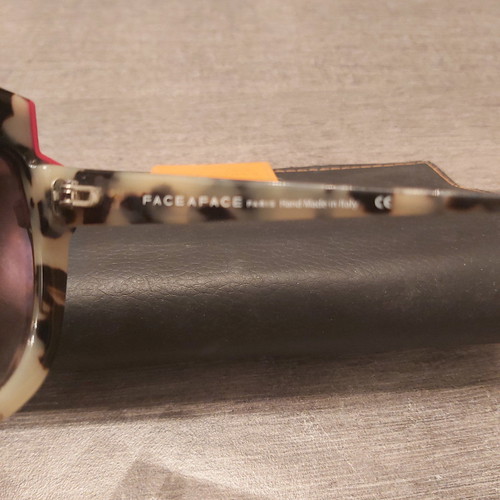 Face A Face Paris tortoise sunglasses like new with pink details