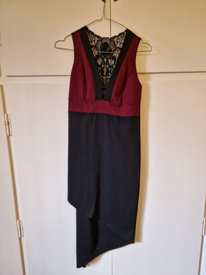 Dress black and bordeaux with unique knitted back, size S like new
