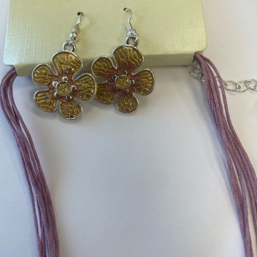 Shining Jewels jewelry set new, necklace and earrings