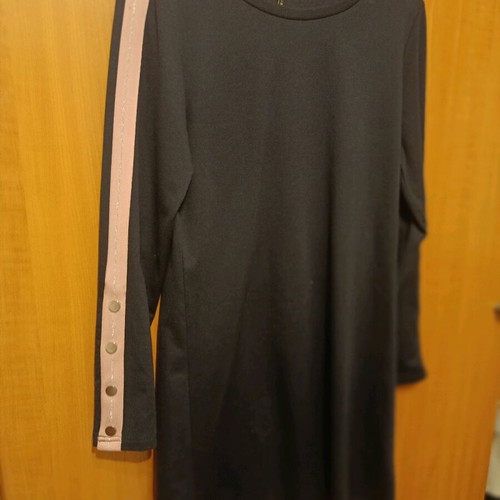 Only dress dark blue with pink stripe and buttons like new, size M
