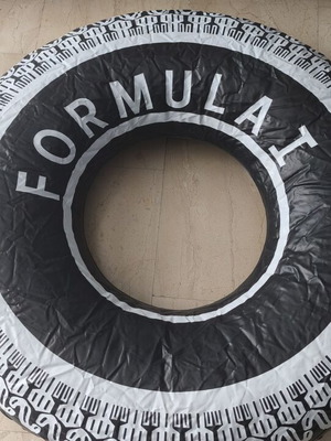 Inflatable Formula I Splash Lifebuoy 80 cm like new, black