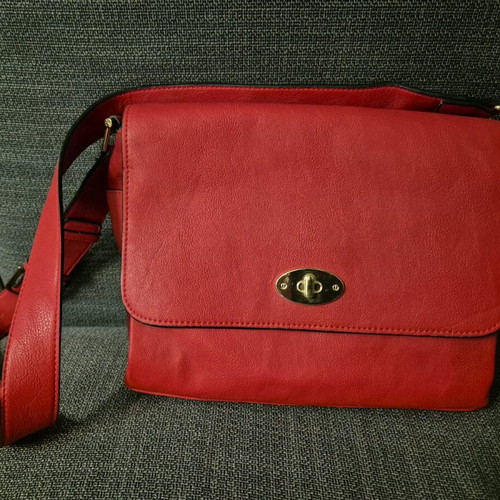 Caprisa women's shoulder bag new, red