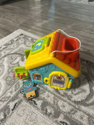 Educational Mobility Toy like new with wooden cat