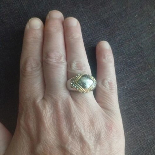 Bijoux Cascio women's ring two-tone dome with white rhinestones, like new
