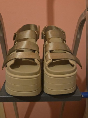 Ugg Australia сандали като нови, бежови, номер 39