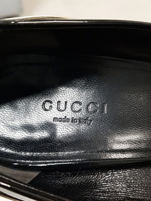 Gucci γόβες σαν καινούργιο, μαύρο και χρυσό, μέγεθος 39, τακούνι 10εκ