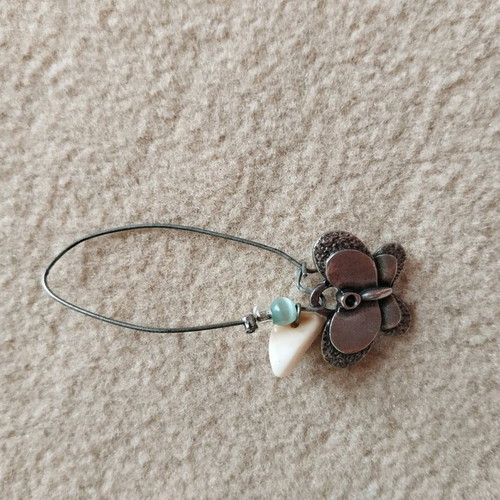 Earring single large impressive like new