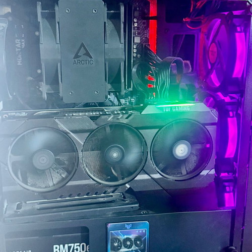 Gaming setup RTX 3070 Ti used with Ryzen 5 3600X and Samsung 144Hz monitor