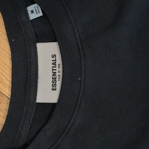 Fear of God T-Shirt medium, like new, black