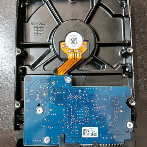 Toshiba DT01ACA100 1TB 3.5" SATA hard drive used