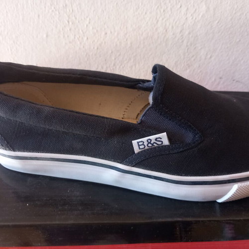B&S Canvas Shoes size 40 new, black