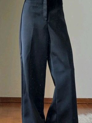 Zara pants XS black like new