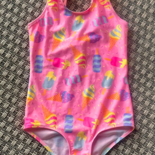 H&M girls' one-piece swimsuit like new, pink, ages 6-8