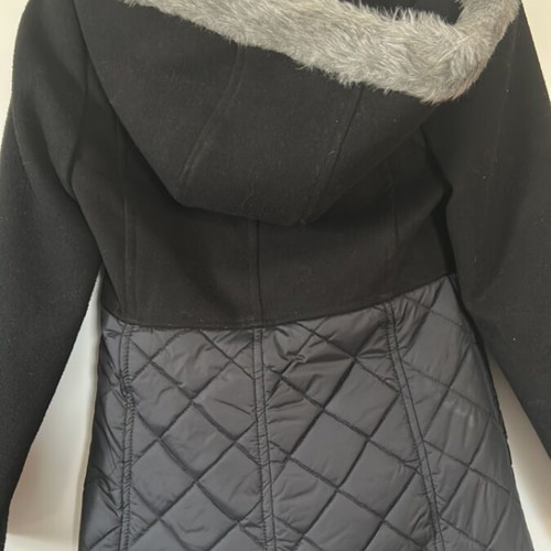 Chief coat for girls like new, with detachable hood, black
