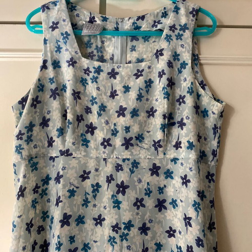 Women's floral maxi dress XL used, light blue colors, made in USA