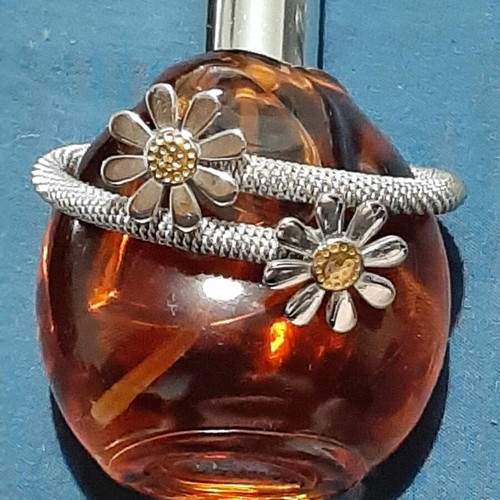 Cuff flower bracelet stainless steel new, silver and gold