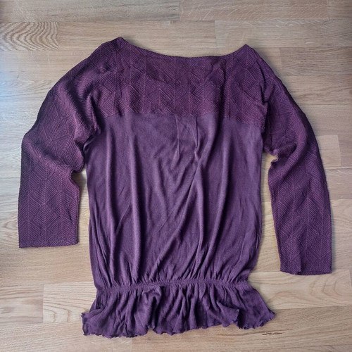 Zara women's blouse size M purple like new with embroidered design