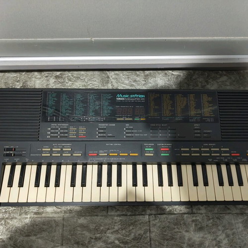 Yamaha PSS-480 like new portable FM synthesizer