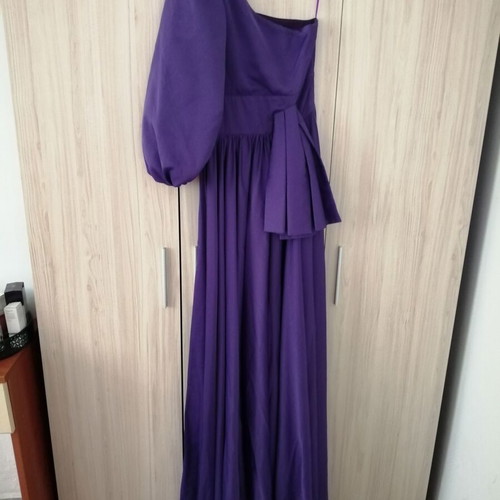 Actualee long purple evening dress XS with one shoulder and puff sleeve
