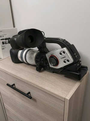 Canon XL2 professional MiniDV video camera used
