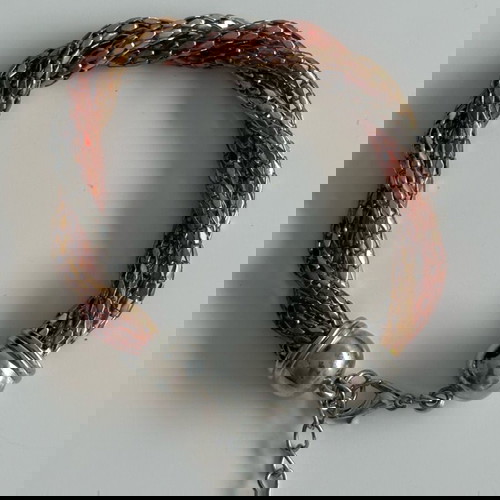 Τρίχρωμο βραχιόλι σαν καινούργιο