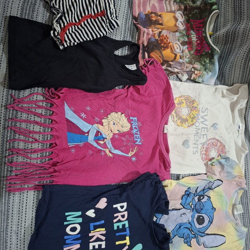 Girls' clothing set like new, 11 pieces for ages 3-4