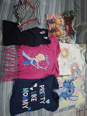 Girls' clothing set like new, 11 pieces for ages 3-4