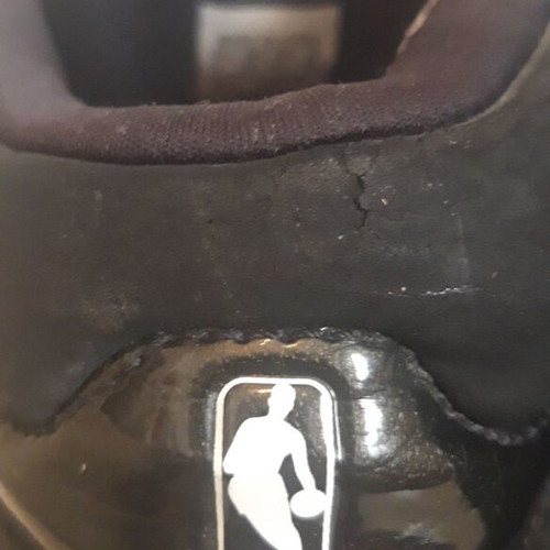 Adidas NBA ,Top ten model,size 42 2/3