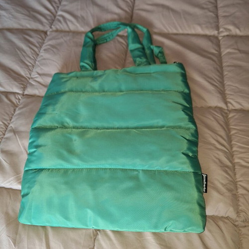 Stradivarius shoulder bag green like new