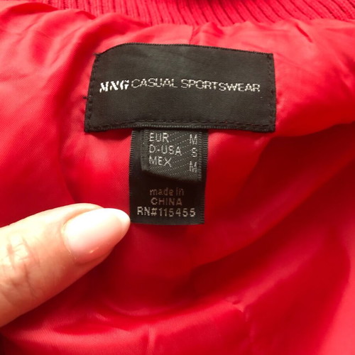 Mango sleeveless jacket red like new, size M