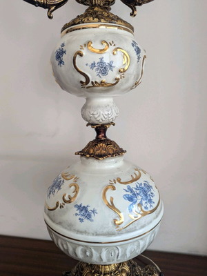 Porcelain lamps used, set of 2 pieces