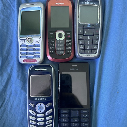 Nokia Samsung Sony Ericsson phones lot used with issues