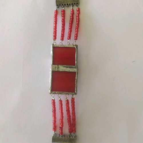 Handmade bracelet like new with red glass and vintage clasp