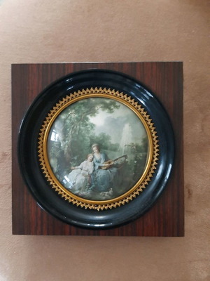 Decorative small painting used with polished wood frame