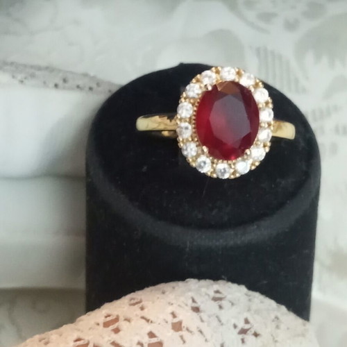 Rosette ring with zircon vintage faux, like new