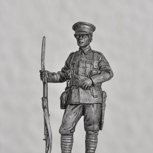 Lead soldier WWII 6.5 like new