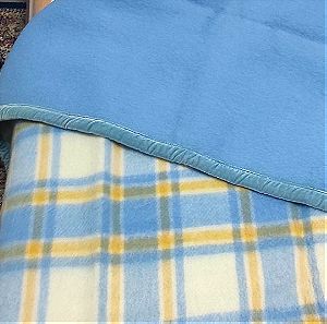 Πωλείται κουβέρτα ολομαλλη(new Zealand wool)για διπλό κρεβάτι με φάσα βελούδινη