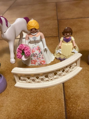 Playmobil bride