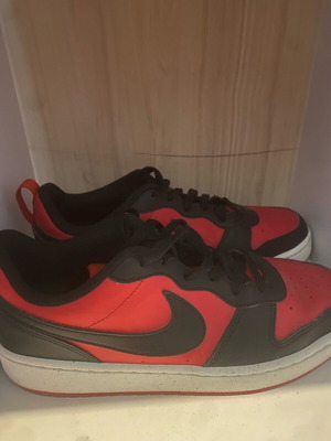nikes man shoes