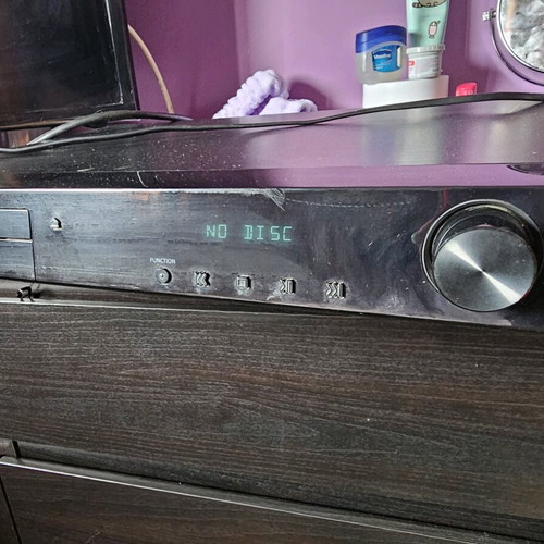 Samsung HT-Z310 home theater system used
