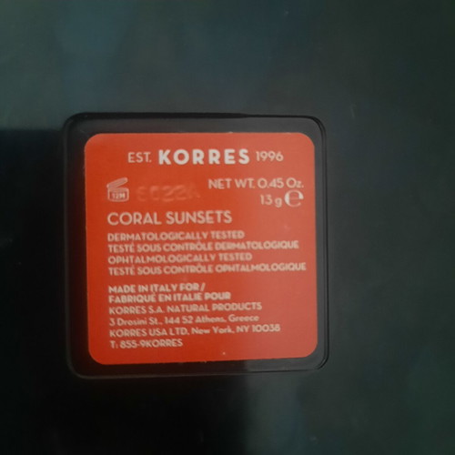 Korres Coral Sunsets Face Palette like new with eyeshadows highlighter contour