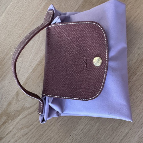 Longchamp Le Pliage laptop bag used, rotten apple color
